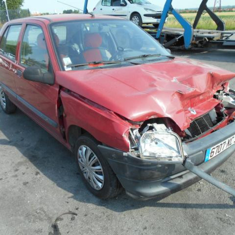 Maitre cylindre (freinage) RENAULT CLIO 1 Photo n°3