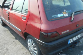 Maitre cylindre (freinage) RENAULT CLIO 1