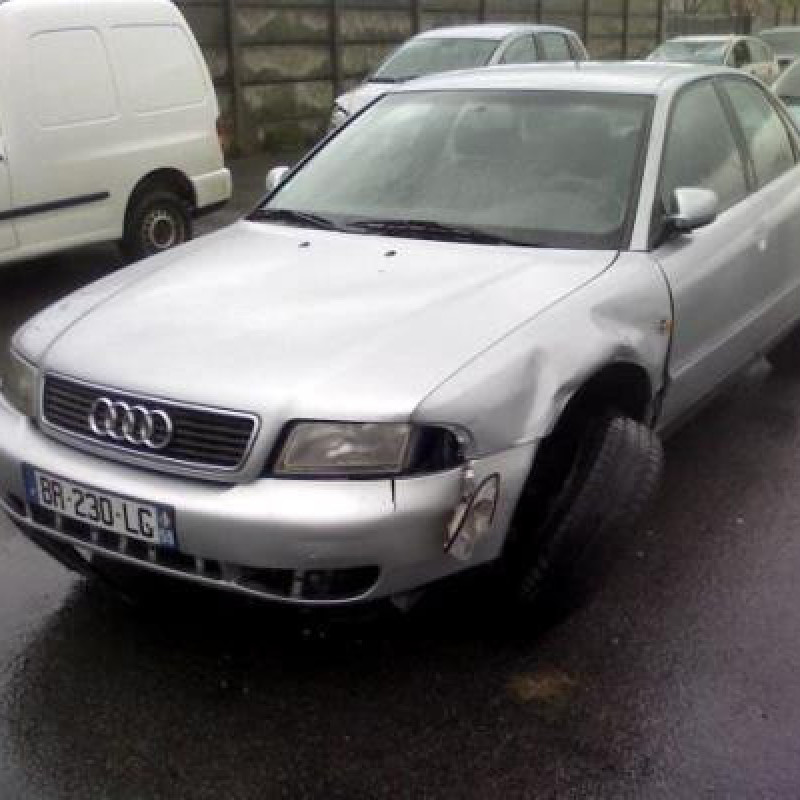 Cric AUDI A4 1 Photo n°2