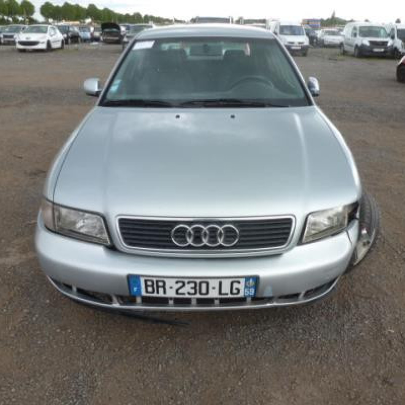 Cric AUDI A4 1 Photo n°6