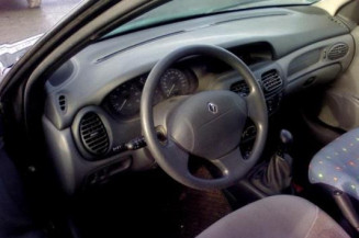 Maitre cylindre (freinage) RENAULT MEGANE 1