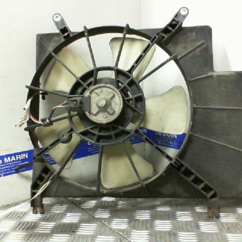 Moto ventilateur radiateur DAIHATSU YRV Photo n°2