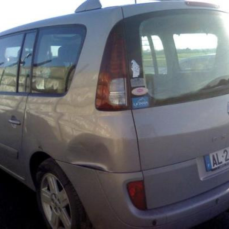 Anti brouillard arriere gauche RENAULT GRAND ESPACE 4 Photo n°6