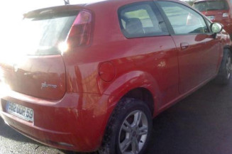 Anti brouillard droit (feux) FIAT GRANDE PUNTO