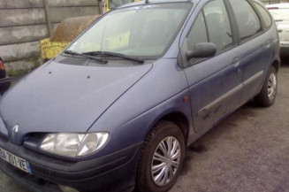 Pompe de direction RENAULT SCENIC 1 Photo n°1