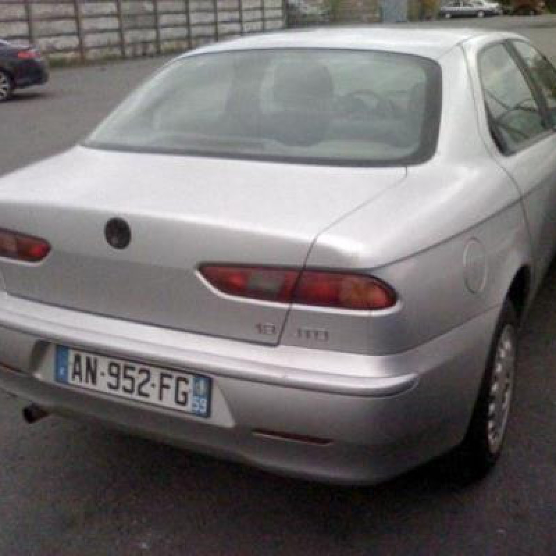 Feu arriere secondaire droit (feux) ALFA ROMEO 156 Photo n°3