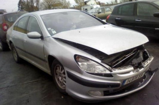 Pare choc arriere PEUGEOT 607