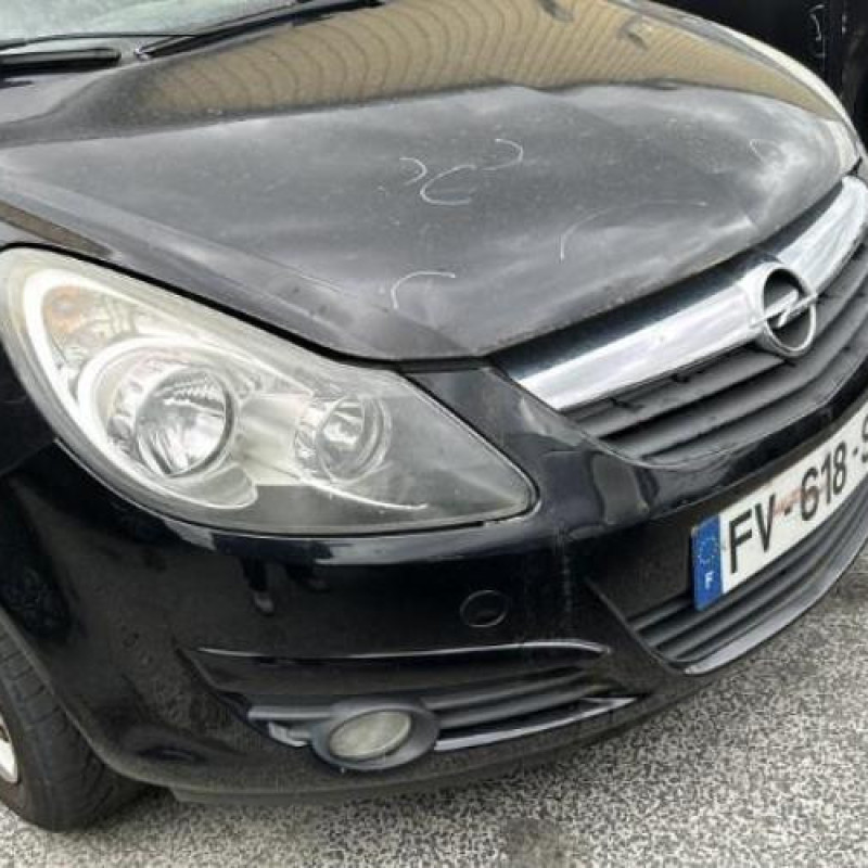 Moteur OPEL CORSA D Photo n°16