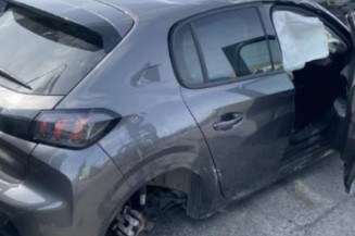 Poignee porte arriere gauche PEUGEOT 208 2