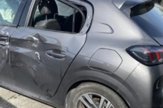 Poignee porte arriere gauche PEUGEOT 208 2