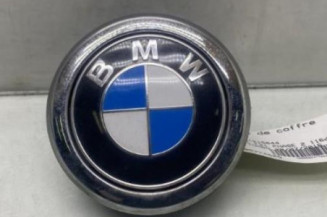 Bouton de coffre BMW SERIE 1 F21 Photo n°1