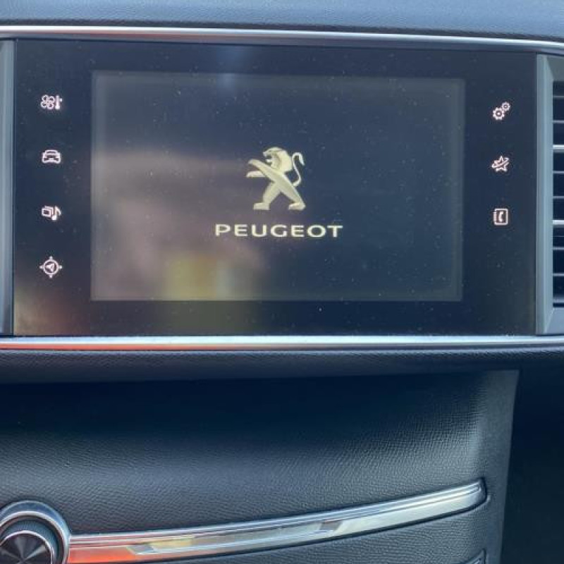 Ecran GPS PEUGEOT 308 2 Photo n°15