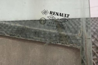 Vitre arriere droit RENAULT CLIO 4