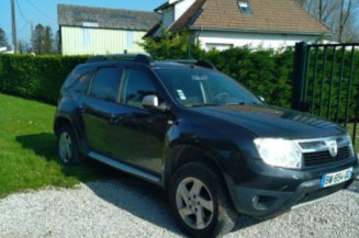 Arret de porte avant gauche DACIA DUSTER 1