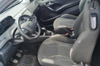 Moteur PEUGEOT 208 1