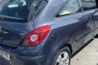 Anti brouillard droit (feux) OPEL CORSA D