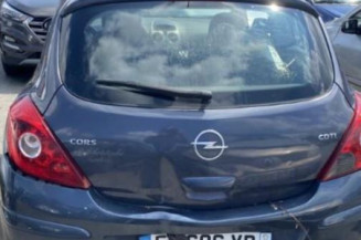 Anti brouillard droit (feux) OPEL CORSA D