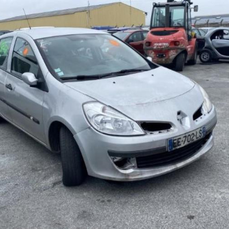 Boitier UCH RENAULT CLIO 3 Photo n°15