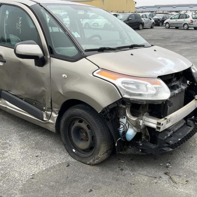 Feu de recul gauche CITROEN C3 PICASSO Photo n°20