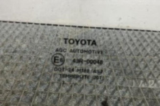 Vitre arriere droit TOYOTA YARIS 3