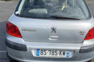 Pare choc arriere PEUGEOT 307