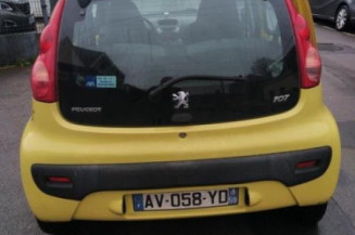 Pare choc arriere PEUGEOT 107