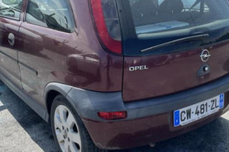 Pare choc arriere OPEL CORSA C