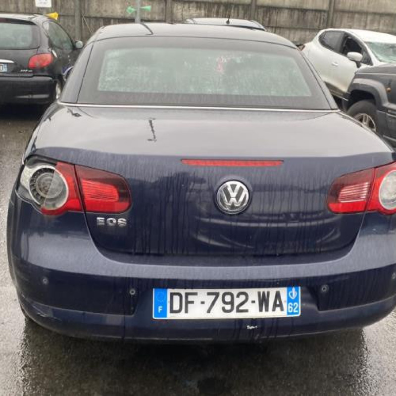 Pare choc arriere VOLKSWAGEN EOS Photo n°11