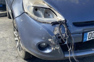 Poignee porte arriere droit RENAULT CLIO 3