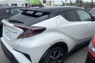 TOYOTA C-HR 1.8i - 16V HYBRID