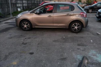 Boitier BSI PEUGEOT 208 1