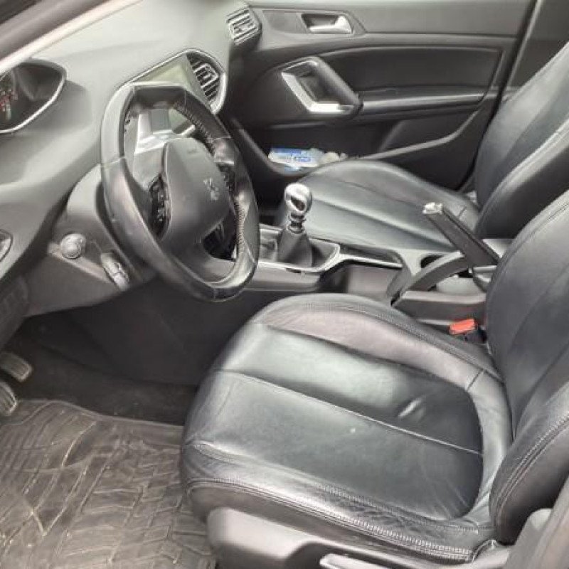 PEUGEOT308 2 PHASE 1 1.6 BLUE HDI - 8V TURBO Photo n°26