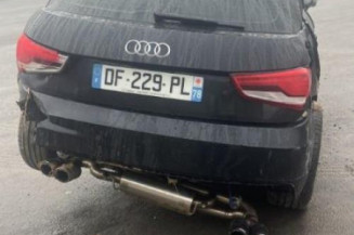 Vitre arriere droit AUDI A1 1