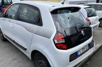 RENAULT TWINGO 3 PHASE 1 1.0i - 12V SCE 70