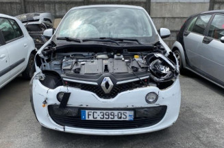 RENAULT TWINGO 3 PHASE 1 1.0i - 12V SCE 70