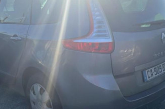 Boitier UCH RENAULT GRAND SCENIC 3