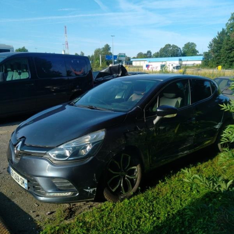 RENAULT CLIO 4 PHASE 2 1.2i - 16V Photo n°3