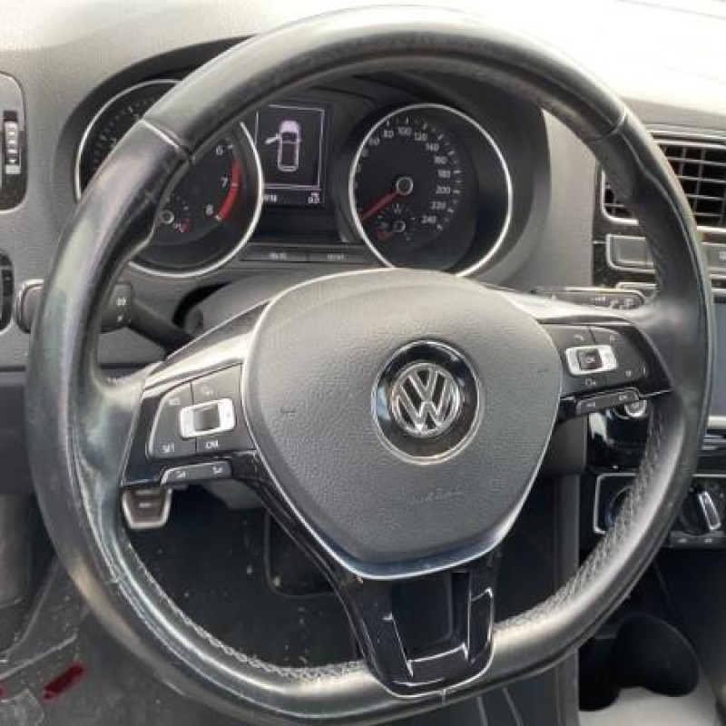 VOLKSWAGEN POLO 5 PHASE 2 1.0 MPI - 12V Photo n°24