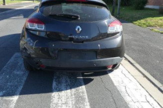 Anti brouillard arriere gauche RENAULT MEGANE 3