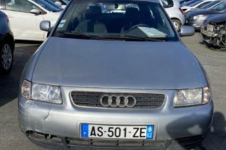 Optique avant secondaire droit (feux)(clignotant) AUDI A3 1