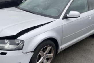 Bouton de coffre AUDI A3 2