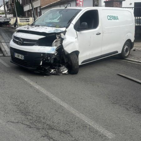 OPEL VIVARO 3 2.0 BLUE HDI - 16V TURBO Photo n°1