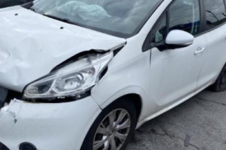 Glace retroviseur gauche PEUGEOT 208 1