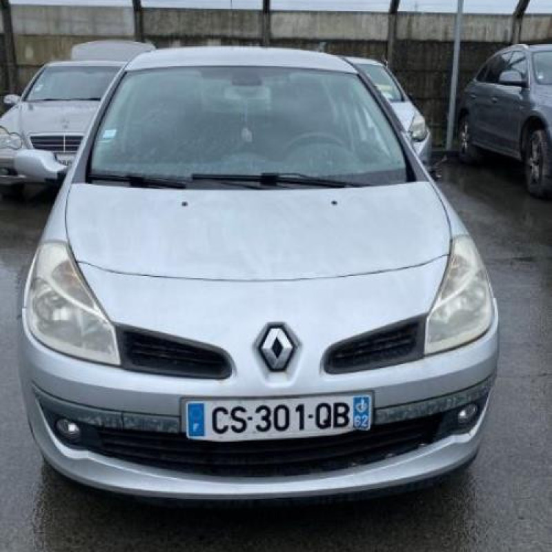 Boitier UCH RENAULT CLIO 3 Photo n°9