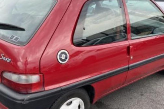 Pare choc arriere CITROEN SAXO