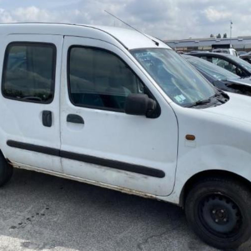 Pare choc arriere RENAULT KANGOO 1 Photo n°17