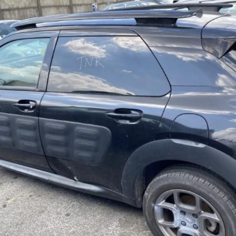 Pare choc arriere CITROEN C4 CACTUS Photo n°12