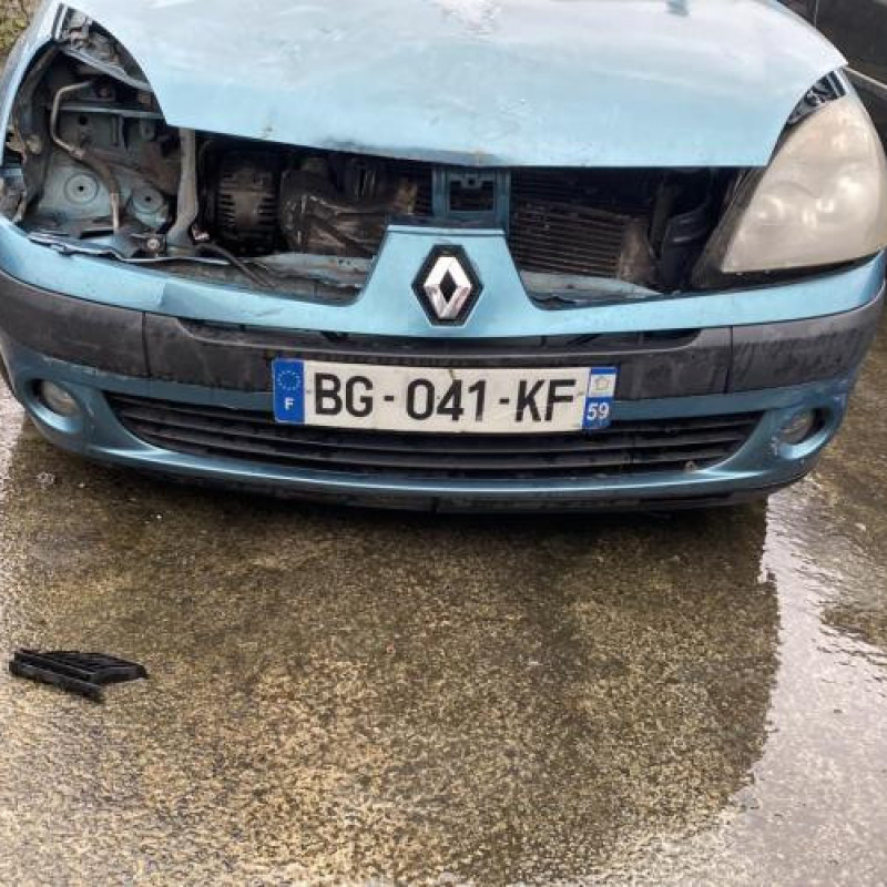 Bouton de coffre RENAULT CLIO 2 Photo n°7