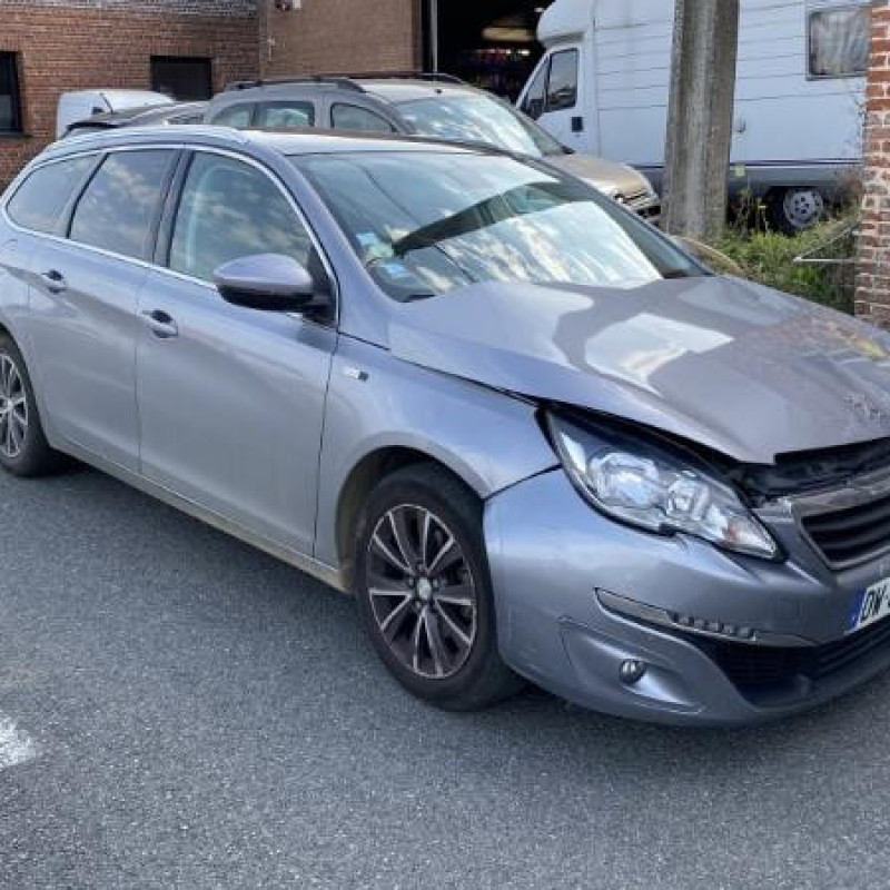 PEUGEOT 308 2 SW PHASE 1 BREAK 1.6 BLUE HDI - 8V TURBO Photo n°2