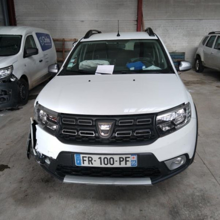 DACIA SANDERO 2 PHASE 2 0.9i - 12V TURBO TCE 90 Photo n°1